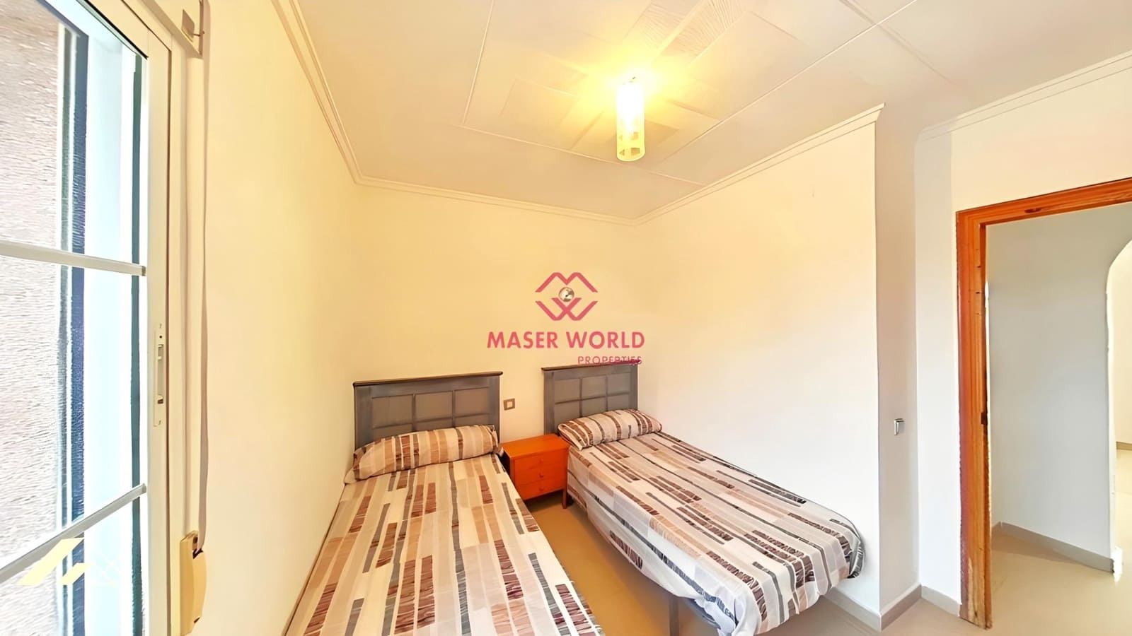 Chalet de 3 habitaciones en San Luis en venta con piscina garaje - 335.000 € (Ref: 9347238)