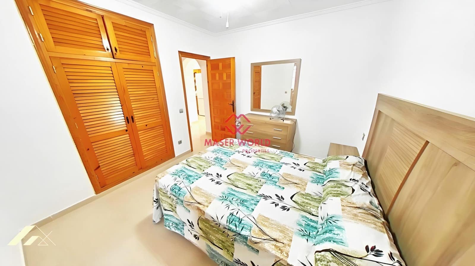 Chalet de 3 habitaciones en San Luis en venta con piscina garaje - 335.000 € (Ref: 9347238)