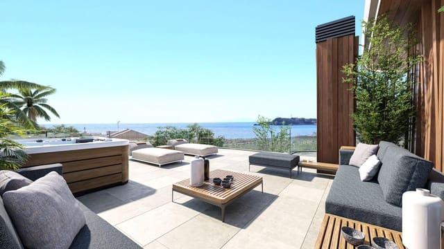 Chalet de 8 habitaciones en Isla Plana, Cartagena en venta con piscina garaje - 1.661.000 € (Ref: 9400854)