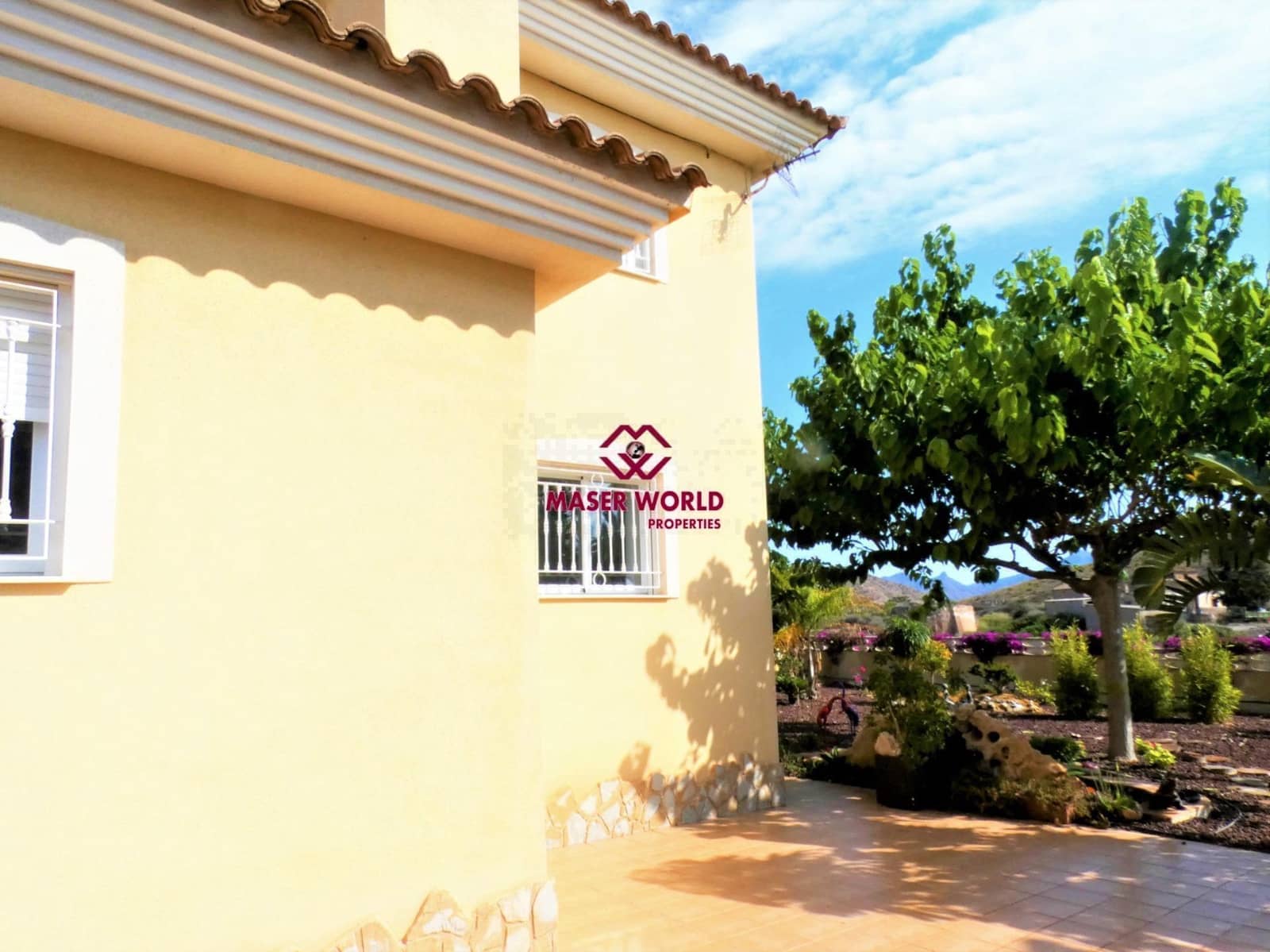 4 soveværelse Villa til salg i Bolnuevo med swimmingpool - € 550.000 (Ref: 9403308)