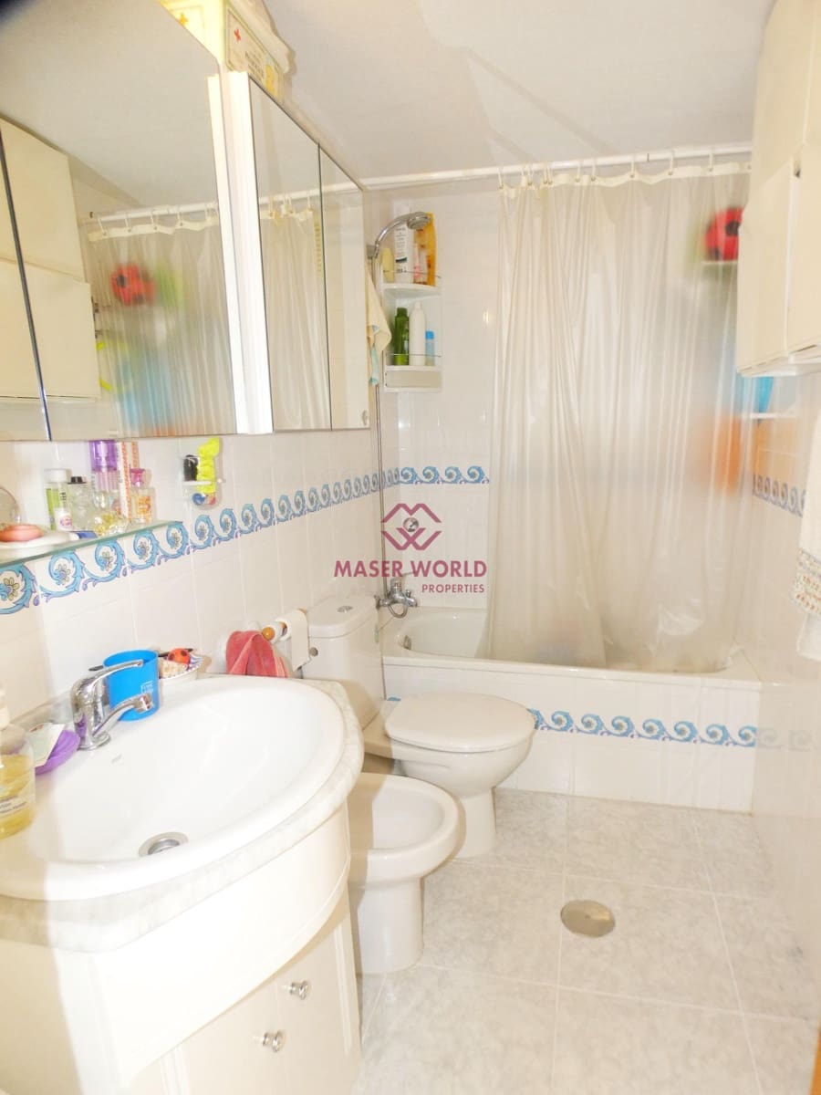 Studio til salg i Puerto de Mazarron med swimmingpool garage - € 104.000 (Ref: 9419637)