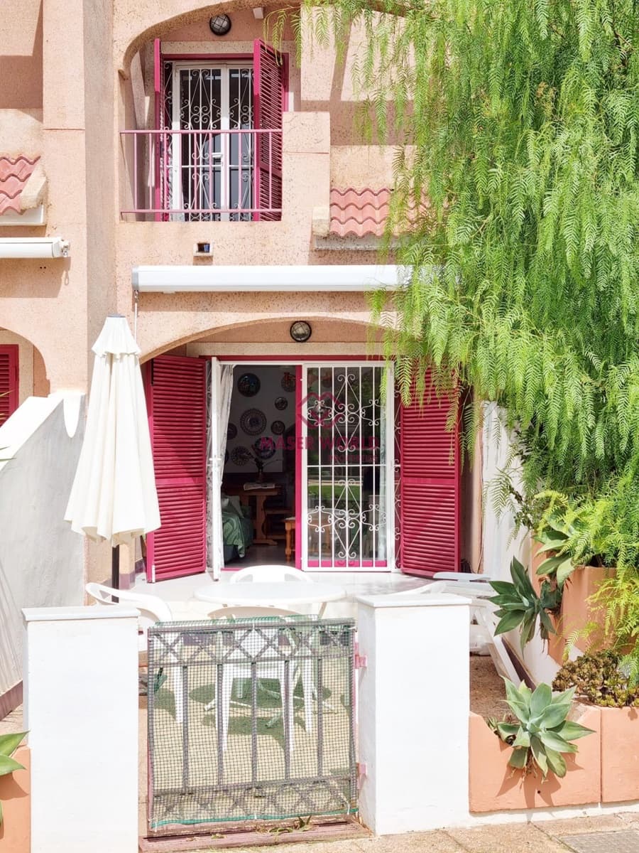 2 soveværelse Lejlighed til salg i Puerto de Mazarron med swimmingpool - € 249.000 (Ref: 9438460)