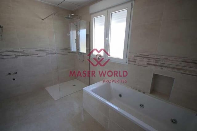 4 Zimmer Villa zu verkaufen in Pinoso mit Pool Garage - 491.000 € (Ref: 9446253)