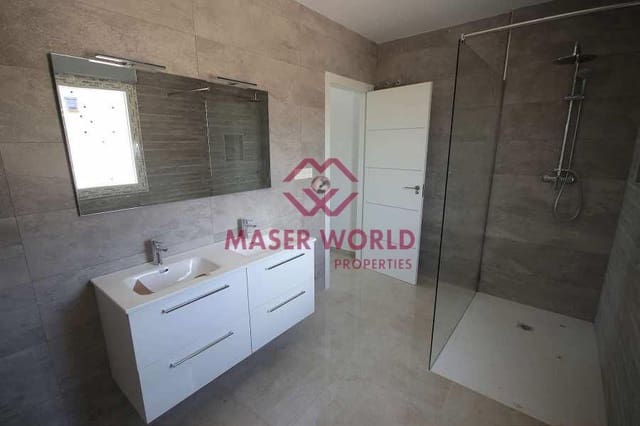 4 Zimmer Villa zu verkaufen in Pinoso mit Pool Garage - 491.000 € (Ref: 9446253)