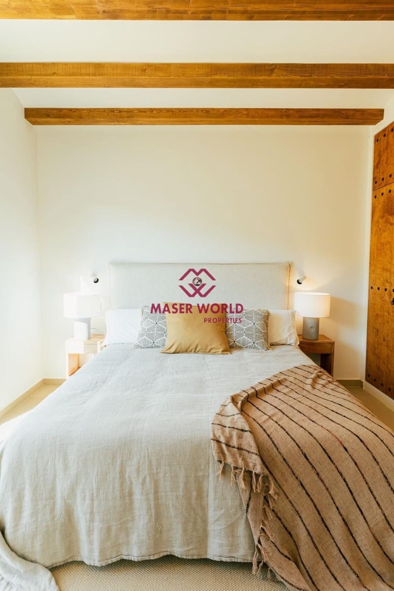 3 sypialnia Willa na sprzedaż w Javea / Xabia z basenem - 1 375 000 € (Ref: 9446257)