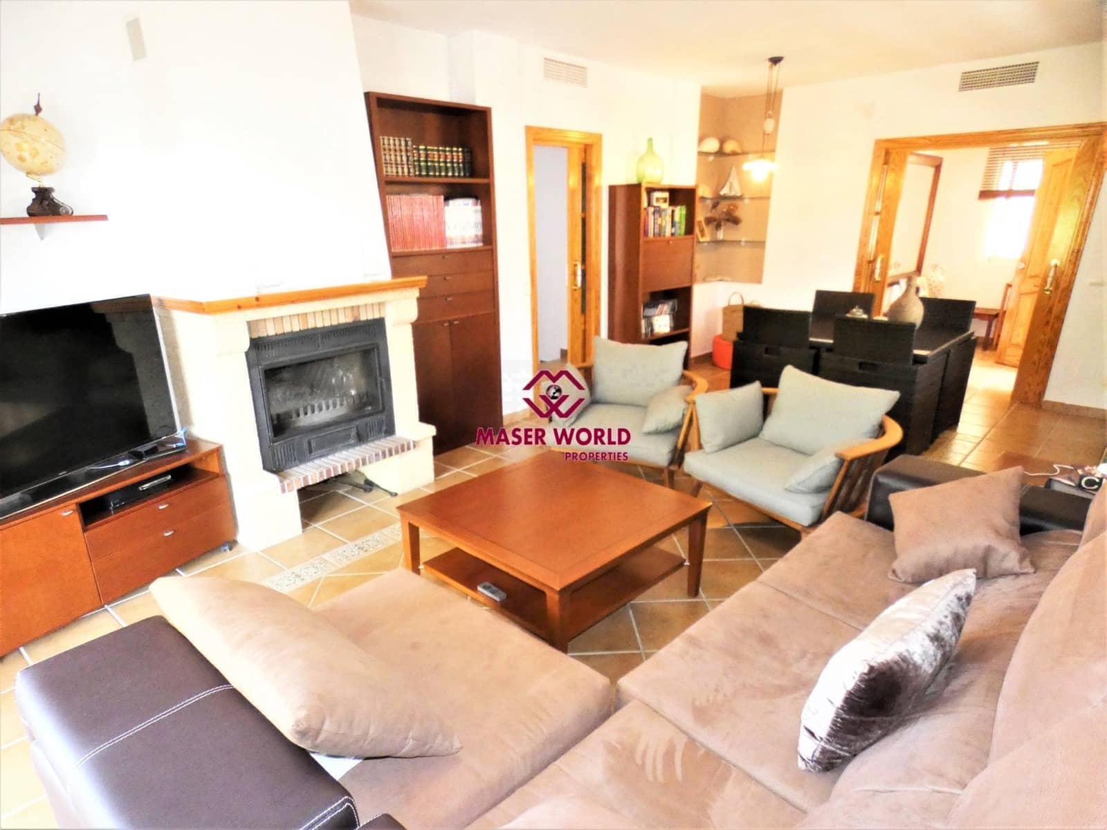 5 bedroom Villa for sale in Bolnuevo with pool garage - € 840,000 (Ref: 9470649)