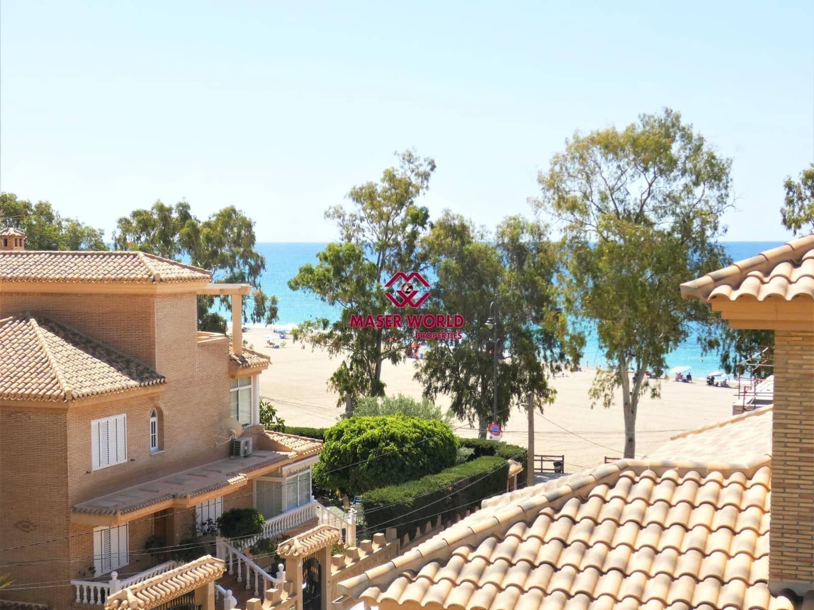 5 bedroom Villa for sale in Bolnuevo with pool garage - € 840,000 (Ref: 9470649)