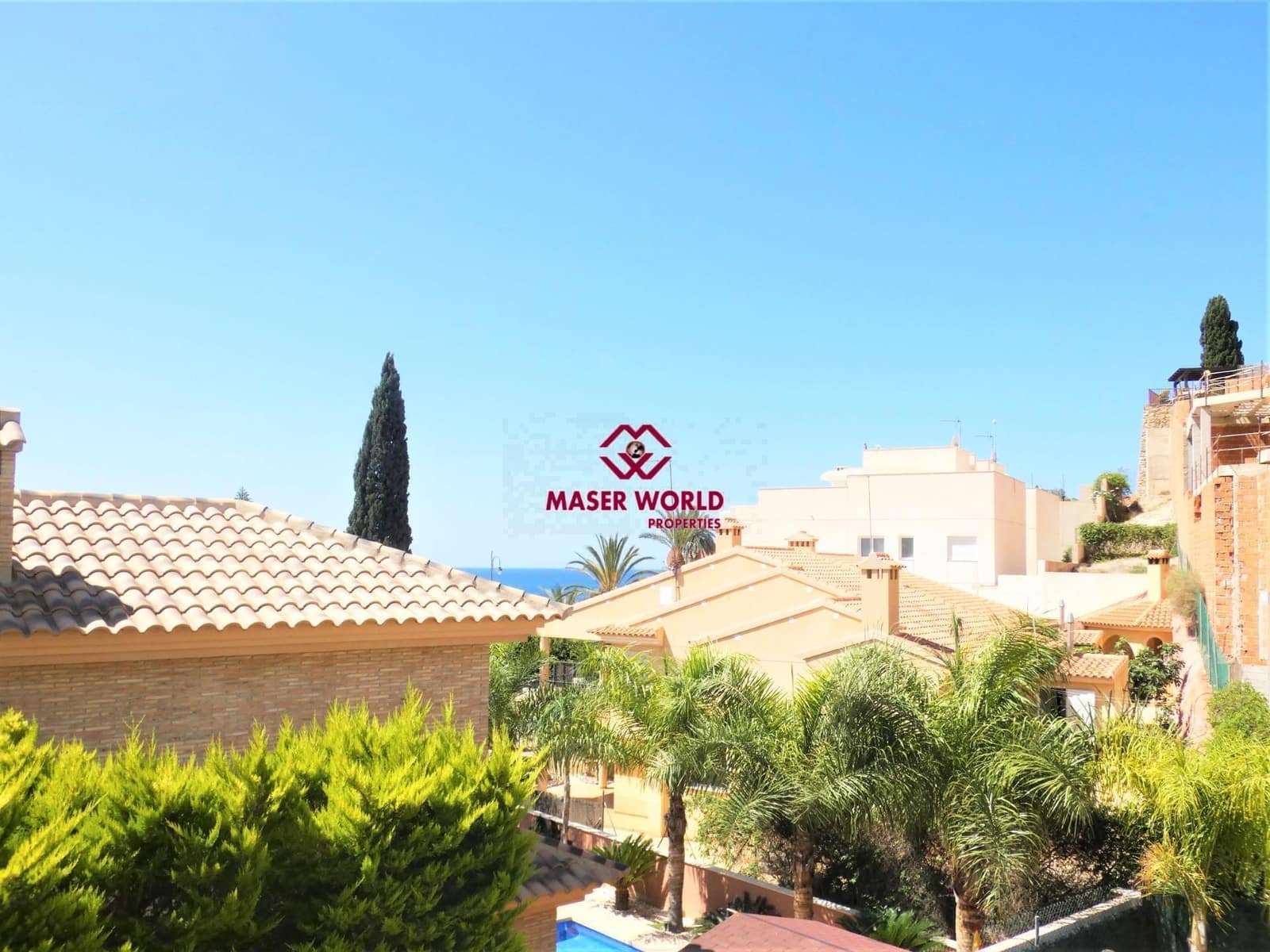 5 bedroom Villa for sale in Bolnuevo with pool garage - € 840,000 (Ref: 9470649)