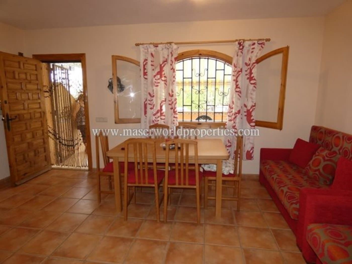 2 makuuhuone Huoneisto myytävänä paikassa Alamillo - 148 000 € (Ref: 9470652)