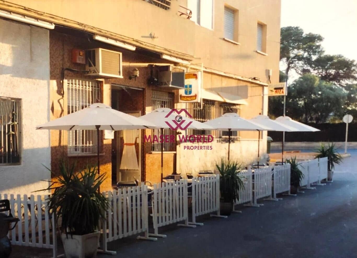 Commercial for sale in Santiago de la Ribera with garage - € 135,000 (Ref: 9481164)