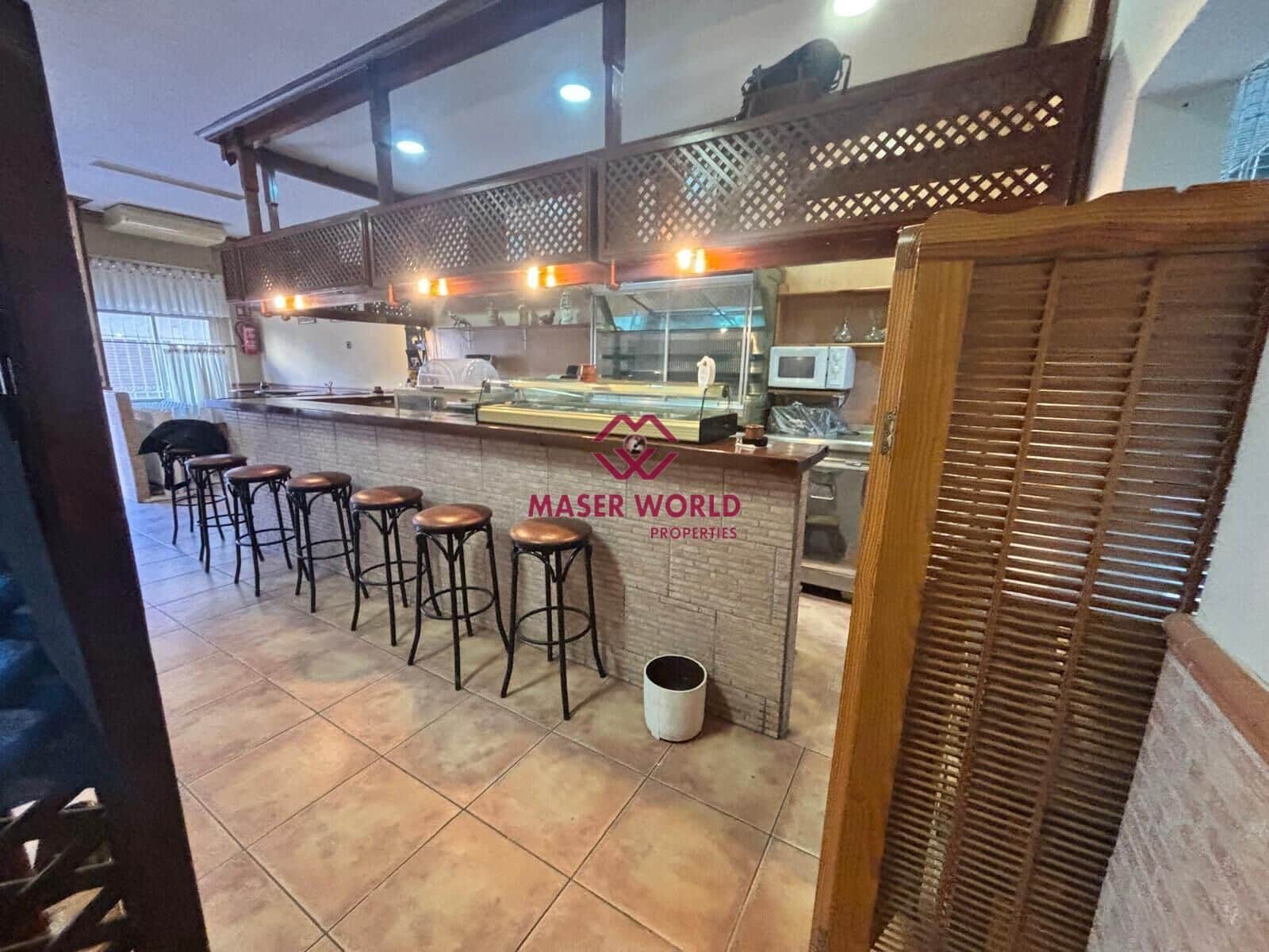 Commercial for sale in Santiago de la Ribera with garage - € 134,900 (Ref: 9481164)