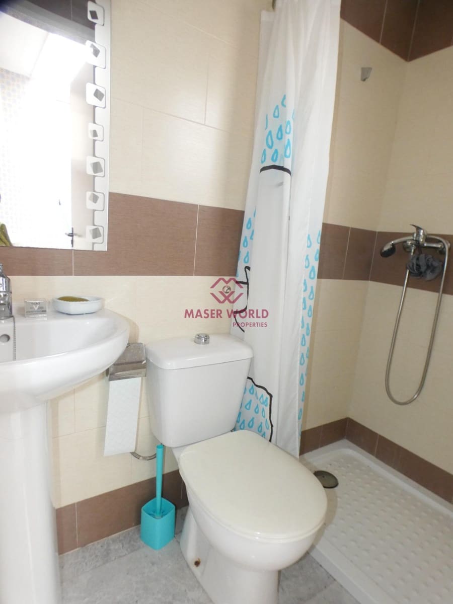 5 bedroom Apartment for sale in Puerto de Mazarron - € 220,000 (Ref: 9488328)