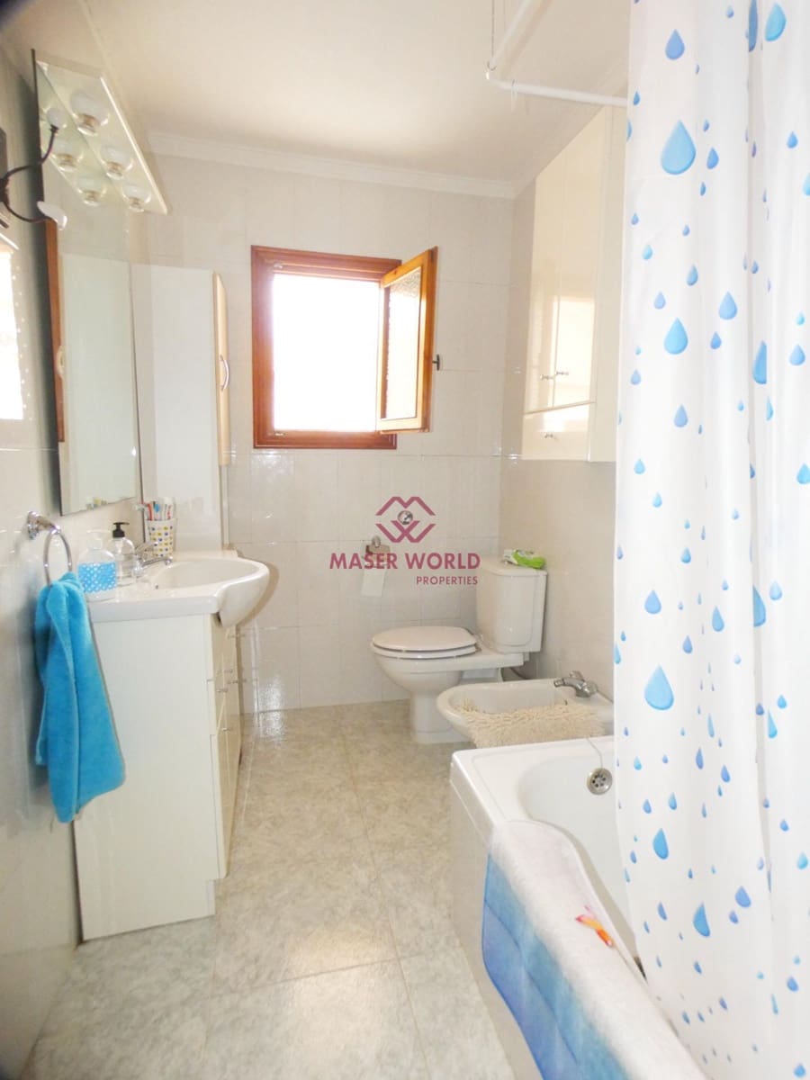 5 bedroom Apartment for sale in Puerto de Mazarron - € 220,000 (Ref: 9488328)