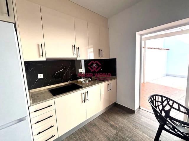 Apartamento de 3 habitaciones en San Javier en venta con piscina - 283.900 € (Ref: 9494529)