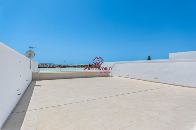 3 slaapkamer Villa te koop in Los Alcázares met zwembad - € 499.900 (Ref: 9508807)