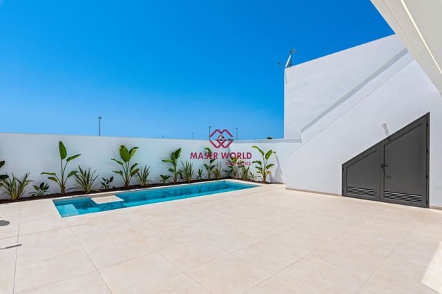 3 slaapkamer Villa te koop in Los Alcázares met zwembad - € 499.900 (Ref: 9508807)