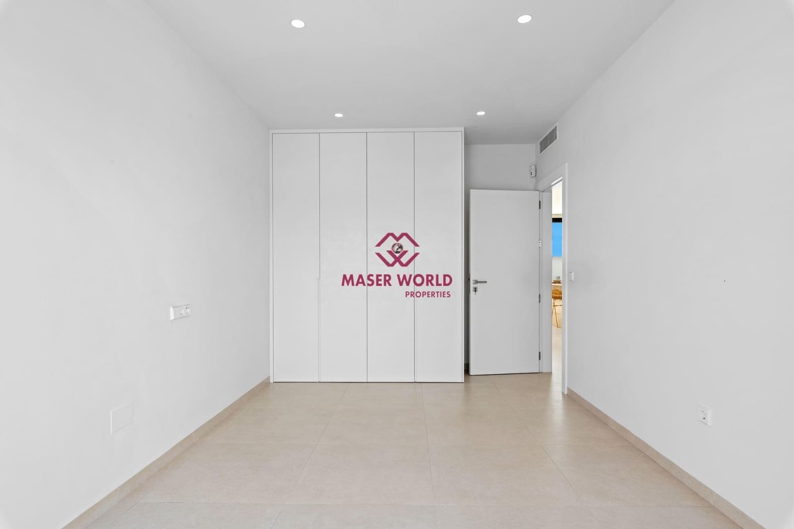 3 makuuhuone Huvila myytävänä paikassa Los Alcazares mukana uima-altaan - 499 900 € (Ref: 9508807)