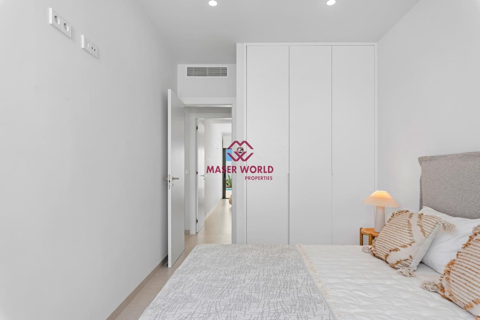 3 makuuhuone Huvila myytävänä paikassa Los Alcazares mukana uima-altaan - 499 900 € (Ref: 9508807)