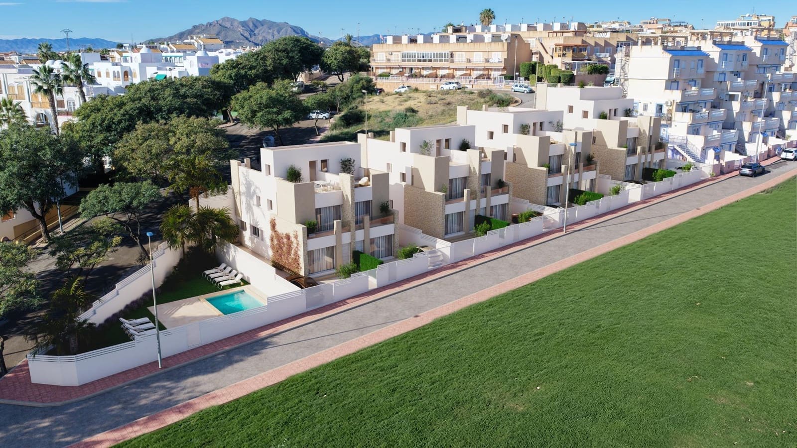 2 soverom Kjedet enebolig til salgs i Alamillo med svømmebasseng garasje - € 265 000 (Ref: 9536768)