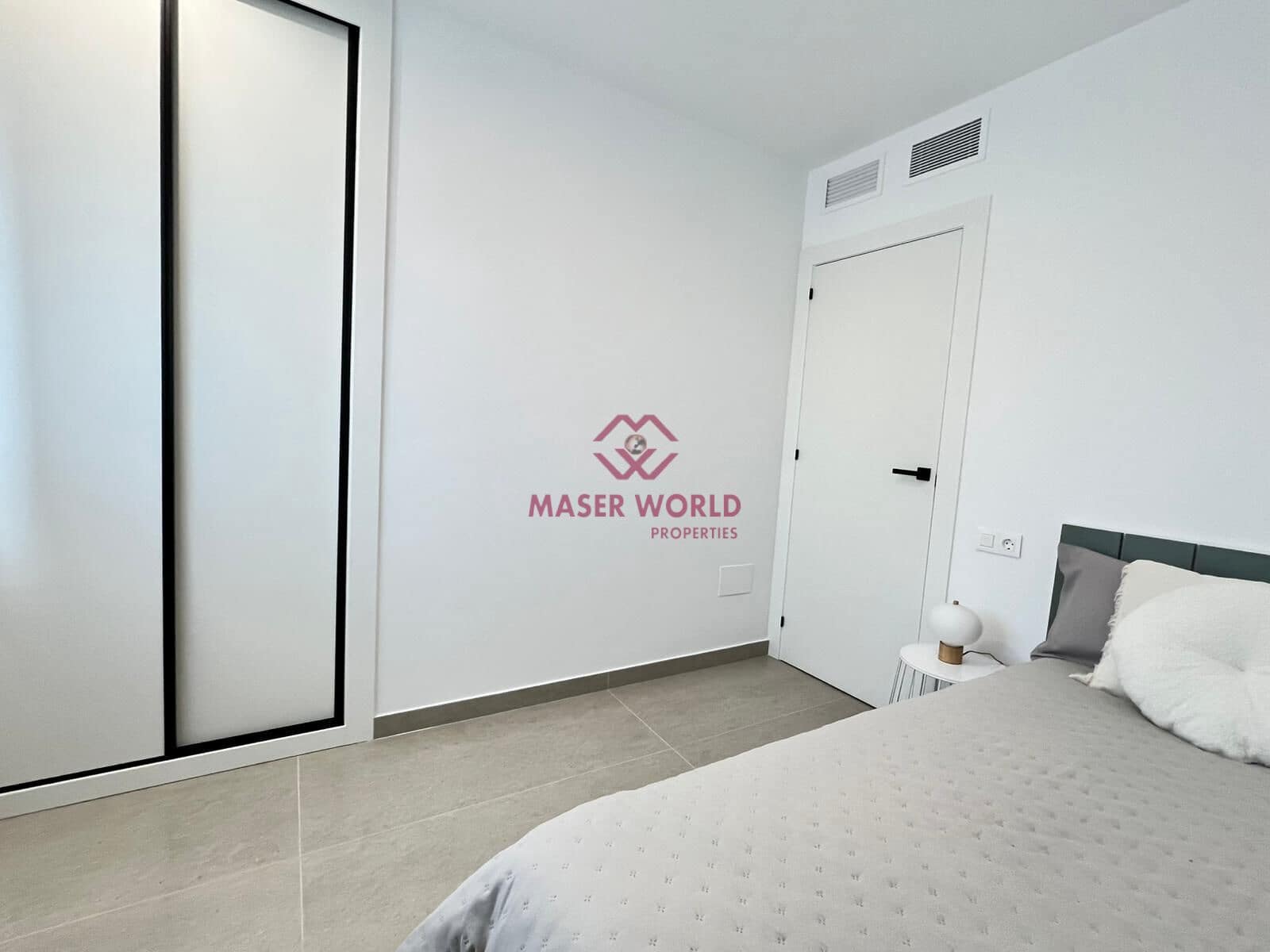 3 bedroom Semi-detached Villa for sale in Benferri with garage - € 298,000 (Ref: 9548114)