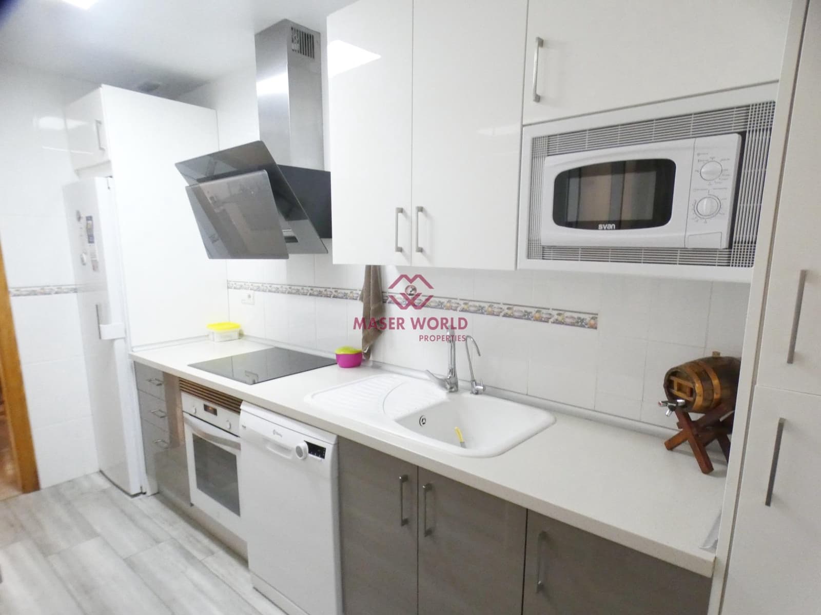 3 chambre Appartement à vendre à Puerto de Mazarron avec garage - 157 500 € (Ref: 9551299)