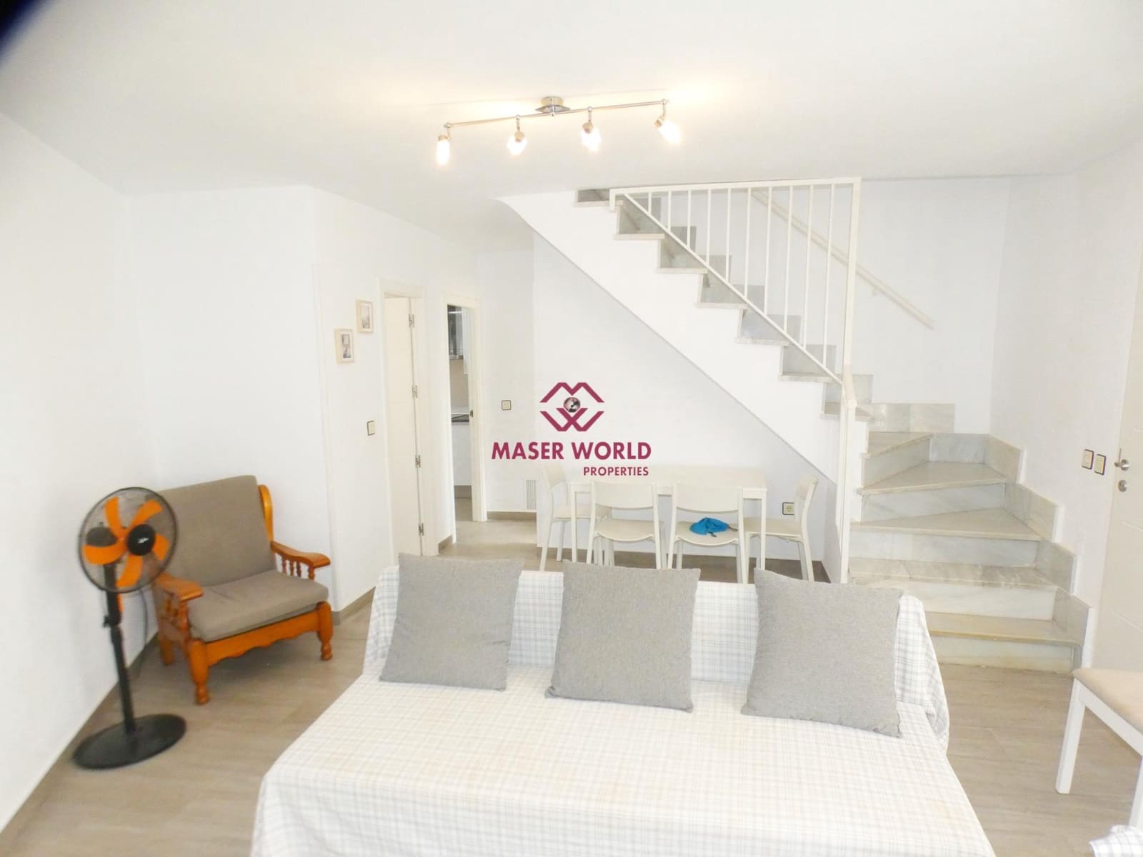 Apartamento de 4 habitaciones en Puerto de Mazarron en venta - 272.000 € (Ref: 9561708)
