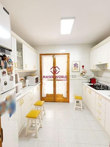 4 bedroom Villa for sale in Puerto de Mazarron, Mazarrón with pool - € 305,000 (Ref: 9604915)