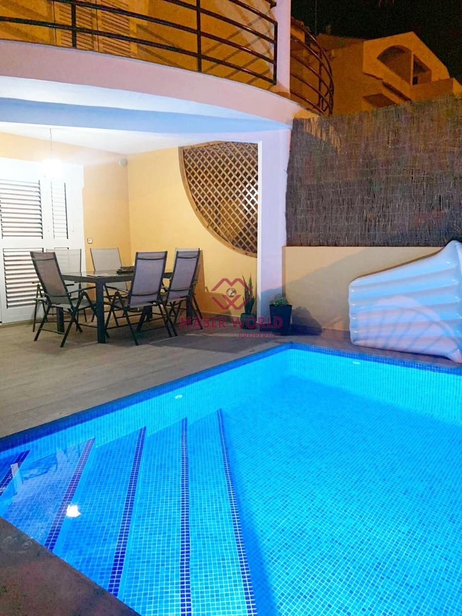 4 bedroom Villa for sale in Puerto de Mazarron with pool - € 305,000 (Ref: 9604915)