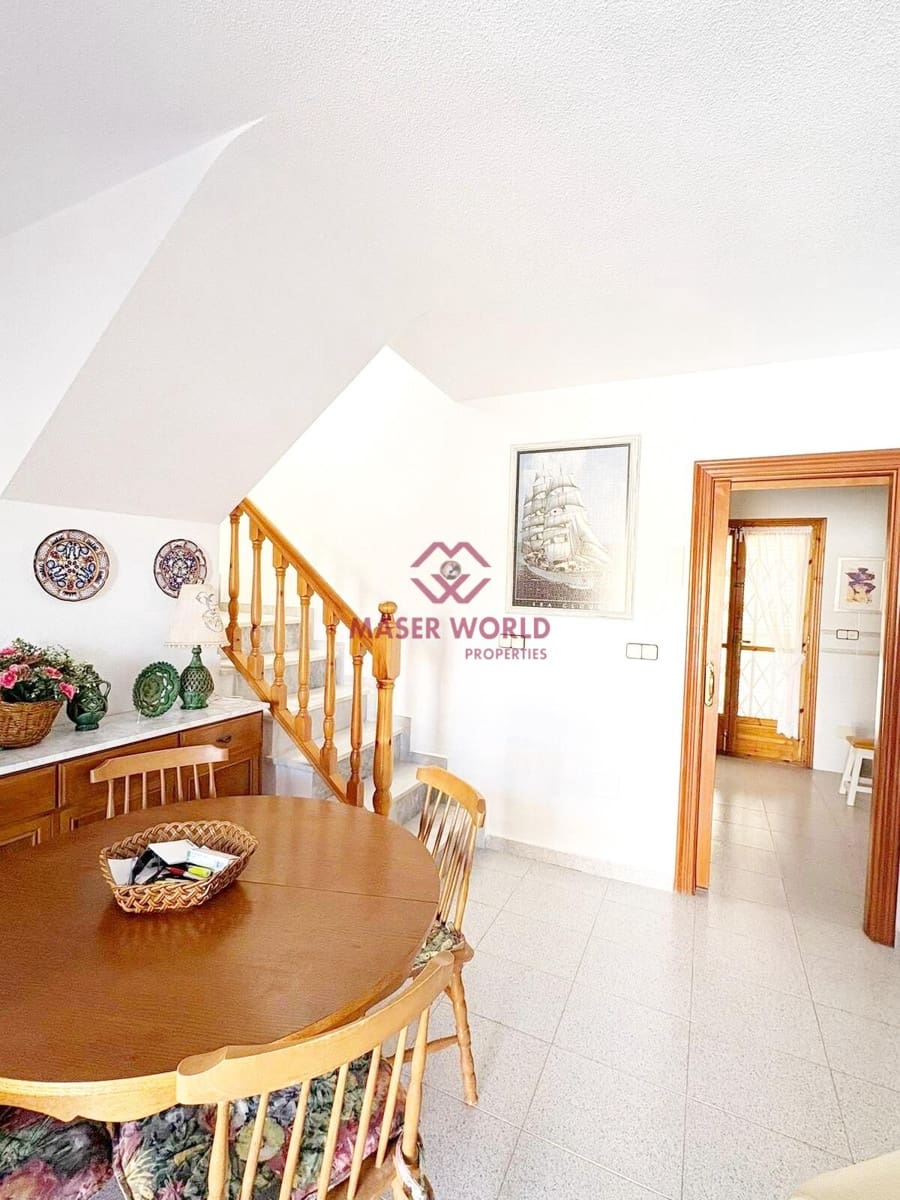 4 bedroom Villa for sale in Puerto de Mazarron with pool - € 305,000 (Ref: 9604915)