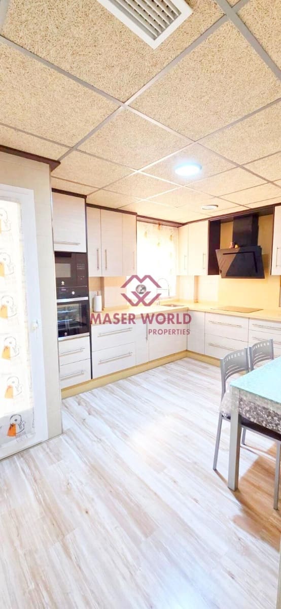 3 makuuhuone Asunto myytävänä paikassa Mazarron mukana 
autotalli - 169 500 € (Ref: 9625478)