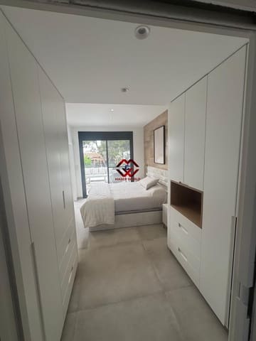 Chalet de 4 habitaciones en Santiago de la Ribera, San Javier en venta con piscina garaje - 699.900 € (Ref: 9651868)