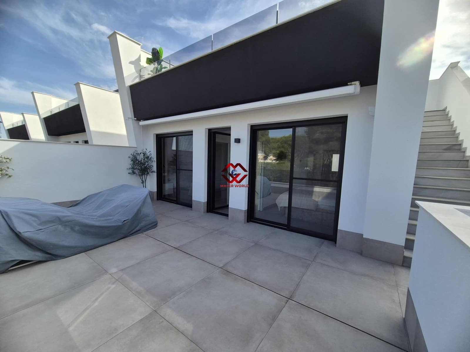 Chalet de 4 habitaciones en Santiago de la Ribera en venta con piscina garaje - 699.900 € (Ref: 9651868)