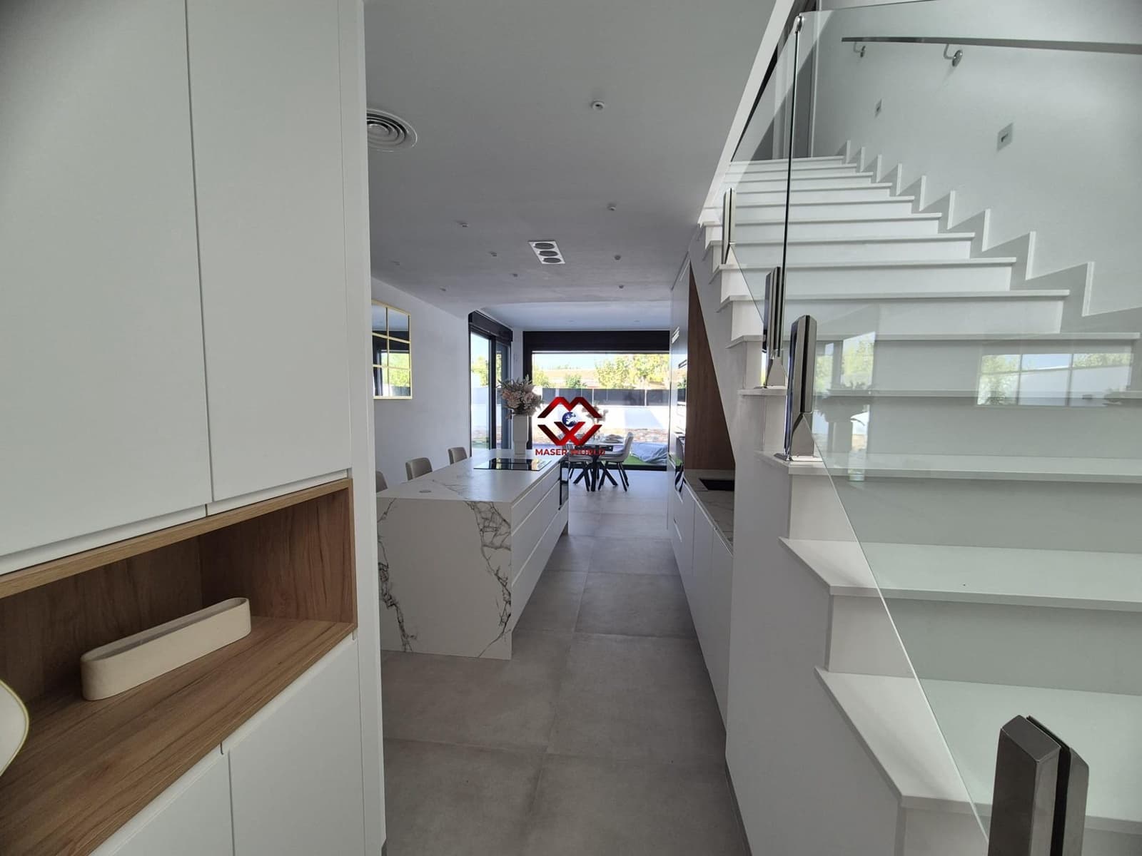 Chalet de 4 habitaciones en Santiago de la Ribera en venta con piscina garaje - 699.900 € (Ref: 9651868)