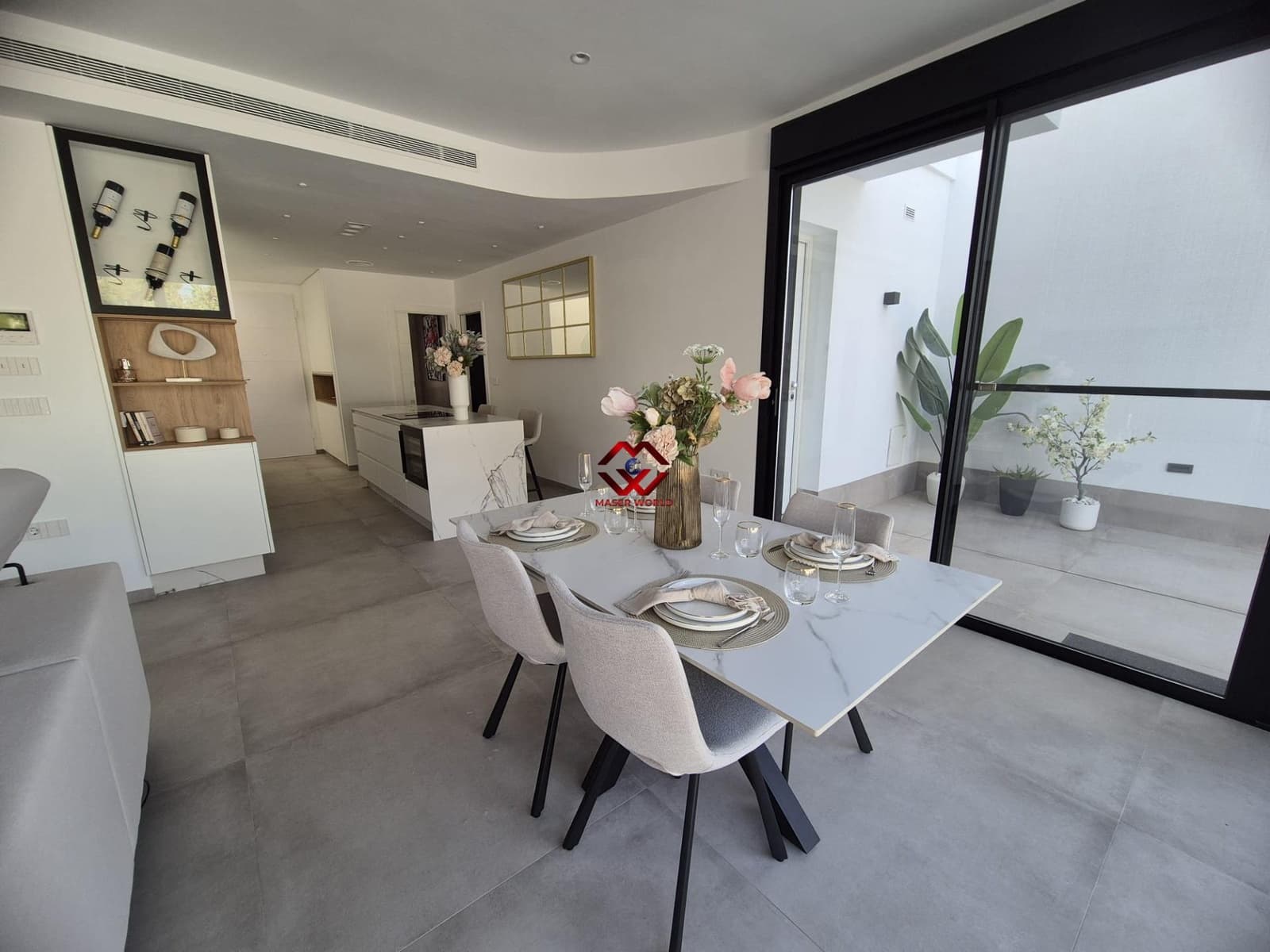 Chalet de 4 habitaciones en Santiago de la Ribera en venta con piscina garaje - 699.900 € (Ref: 9651868)