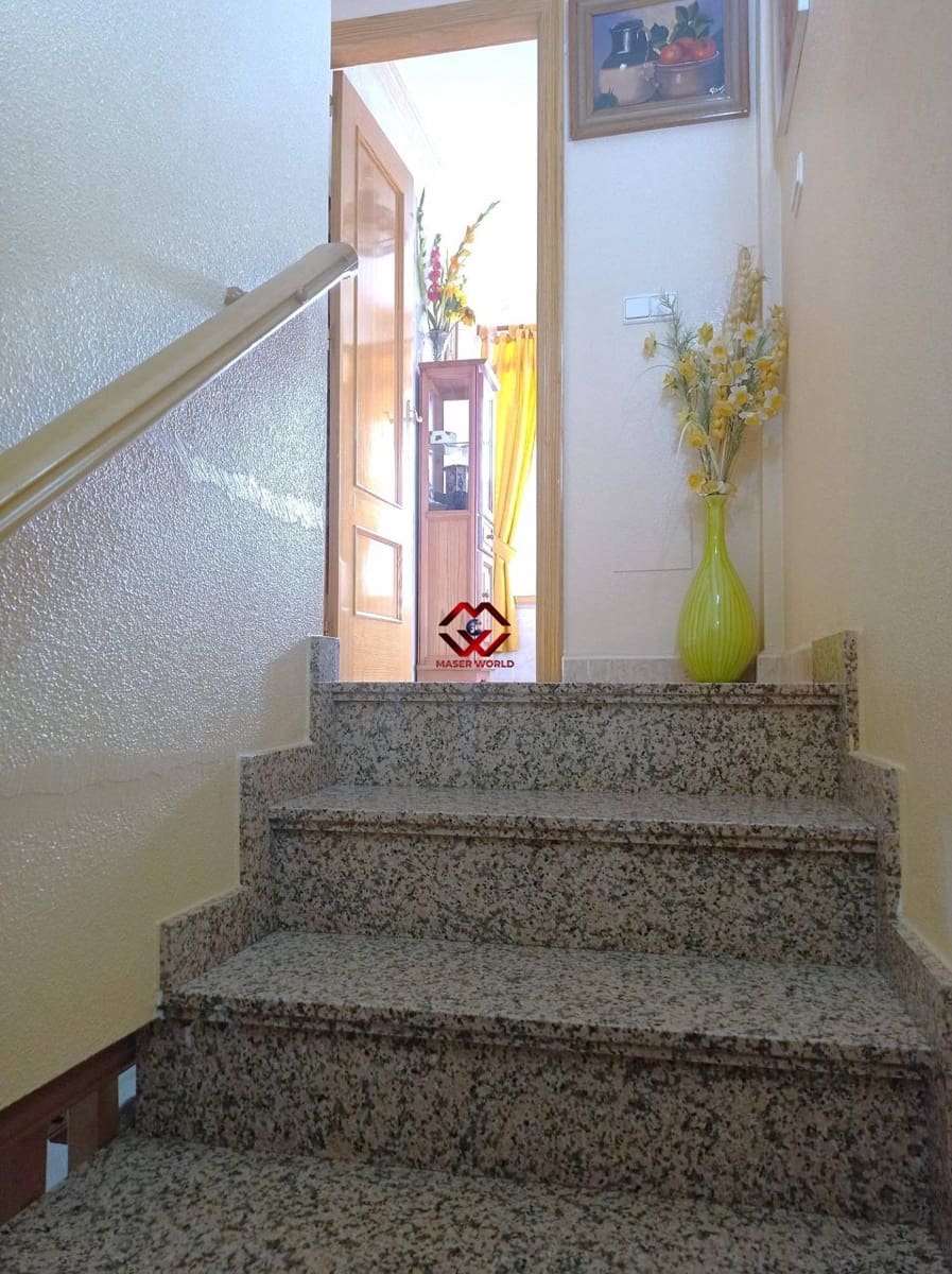 3 bedroom Apartment for sale in Lo Pagan - € 168,000 (Ref: 9651869)