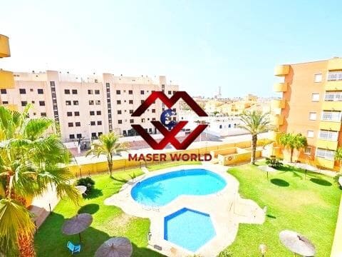 Piso de 2 habitaciones en Puerto de Mazarron, Mazarrón en venta con piscina garaje - 175.000 € (Ref: 9670576)