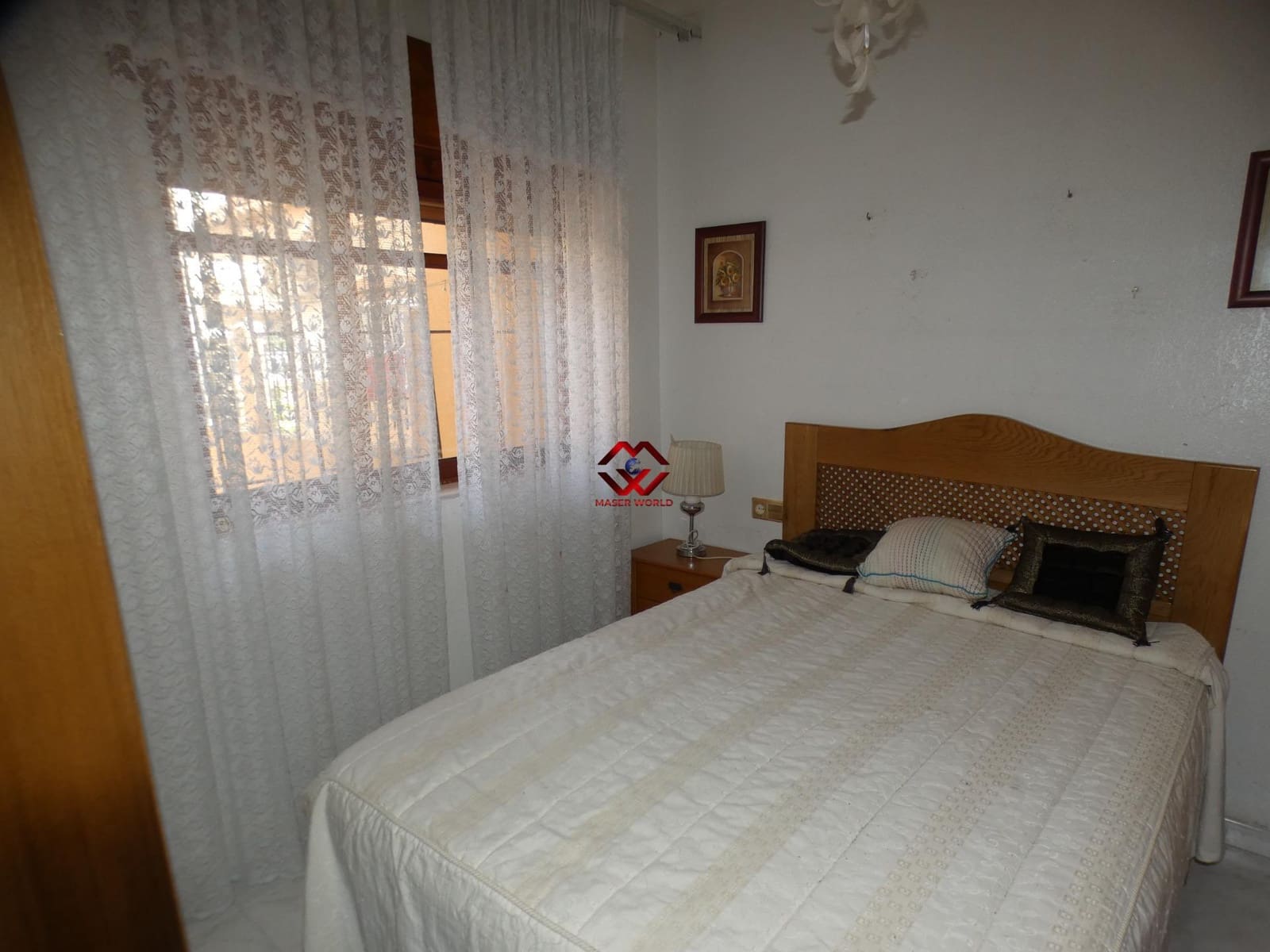 5 bedroom Villa for sale in Puerto de Mazarron - € 215,000 (Ref: 9679791)