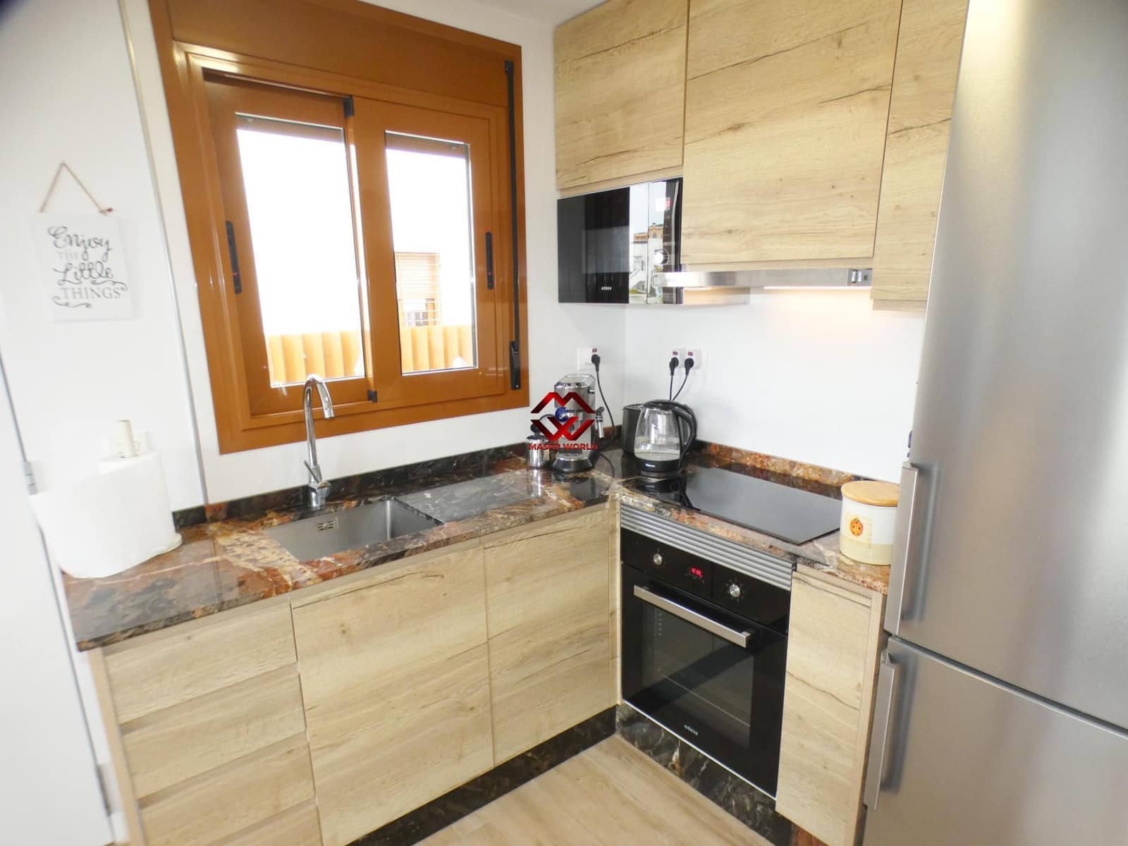 2 soveværelse Bungalow til salg i Alamillo med garage - € 260.000 (Ref: 9679792)
