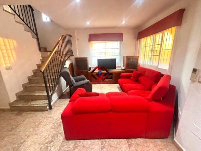4 makuuhuone Huvila myytävänä paikassa Santiago de la Ribera, San Javier mukana 
autotalli - 294 800 € (Ref: 9690544)