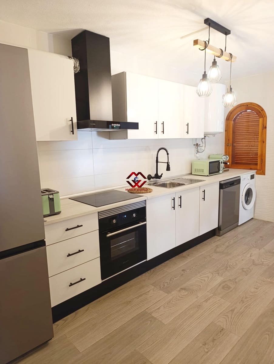 2 Zimmer Wohnung zu verkaufen in Alamillo mit Pool Garage - 220.000 € (Ref: 9719848)