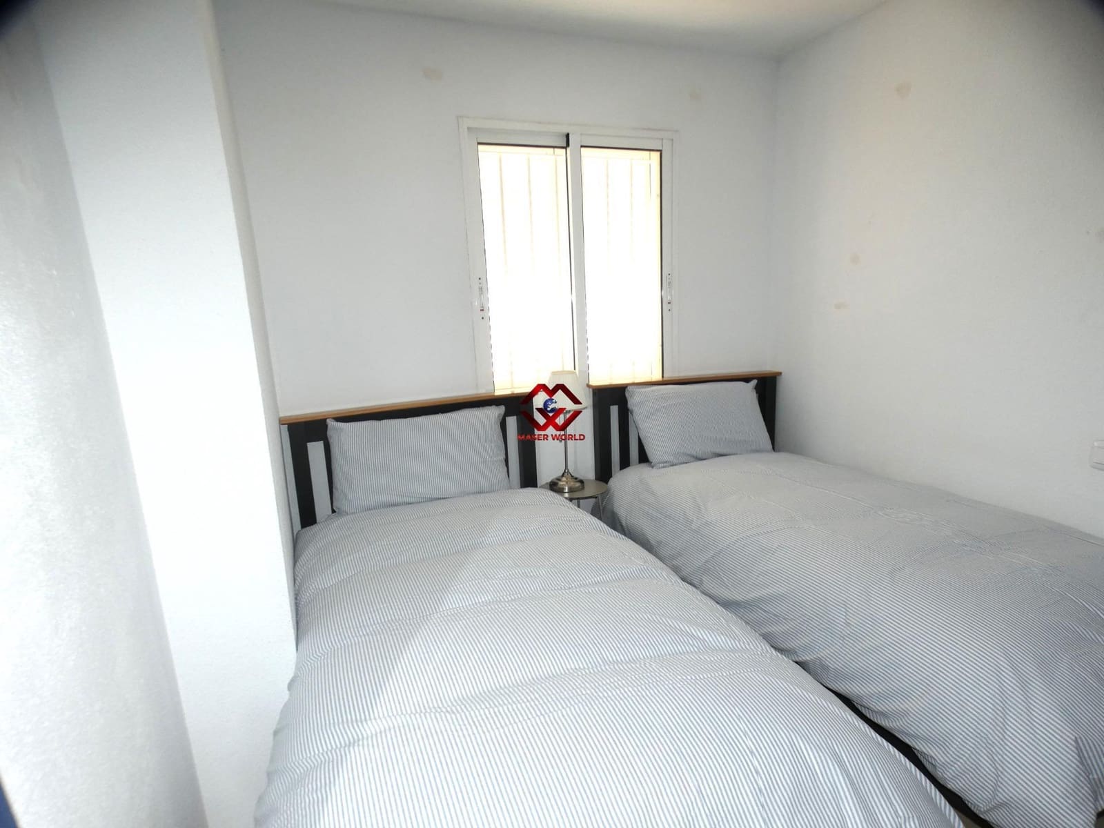 2 soveværelse Lejlighed til salg i Puerto de Mazarron med swimmingpool garage - € 185.000 (Ref: 9755600)