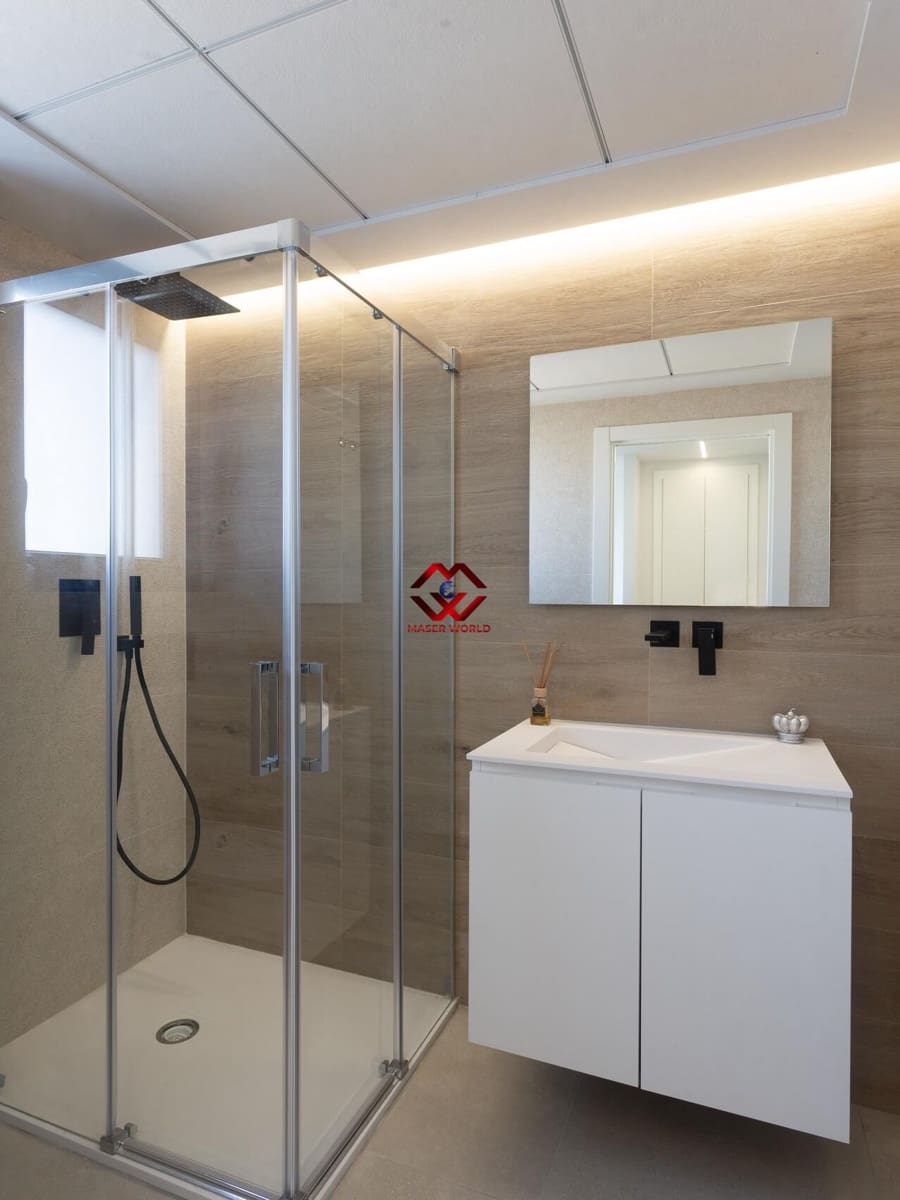 2 soveværelse Penthouse til salg i Denia med swimmingpool garage - € 499.000 (Ref: 9772985)