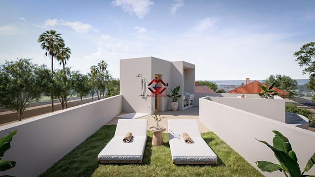 3 sypialnia Willa na sprzedaż w La Zenia, Orihuela z basenem garażem - 890 000 € (Ref: 9783054)