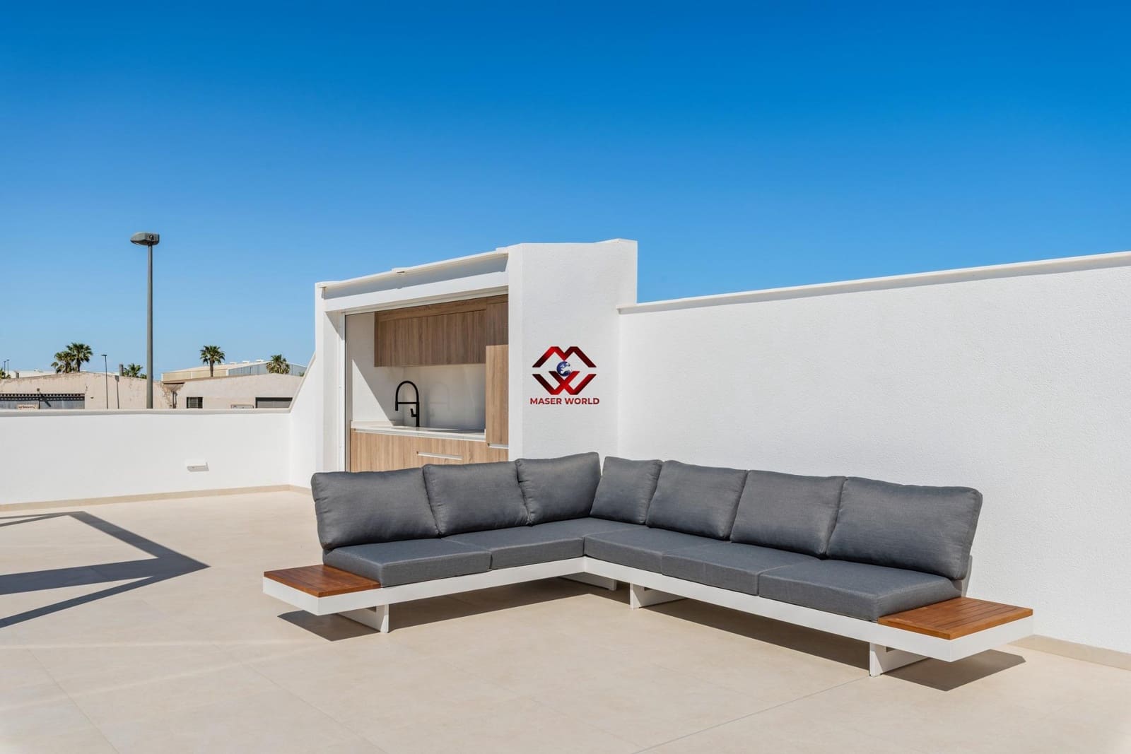 3 quarto Moradia para venda em Los Alcazares com piscina garagem - 689 900 € (Ref: 9783058)