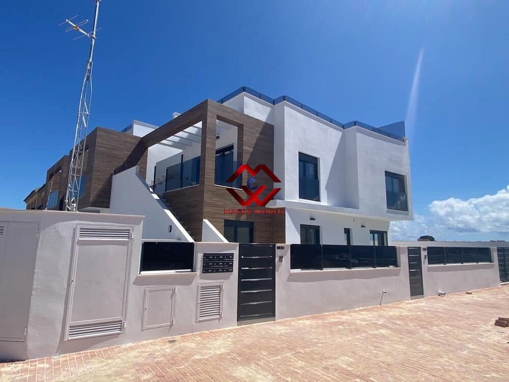 2 soverom Bungalow til salgs i San Pedro del Pinatar med svømmebasseng garasje - € 279 000 (Ref: 9783059)