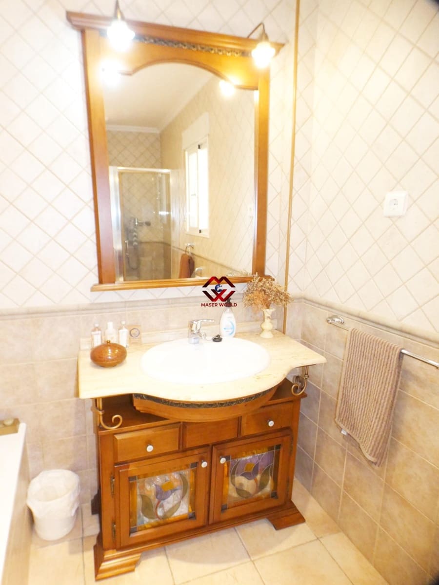 5 chambre Villa/Maison à vendre à Leiva avec piscine garage - 535 000 € (Ref: 9783541)