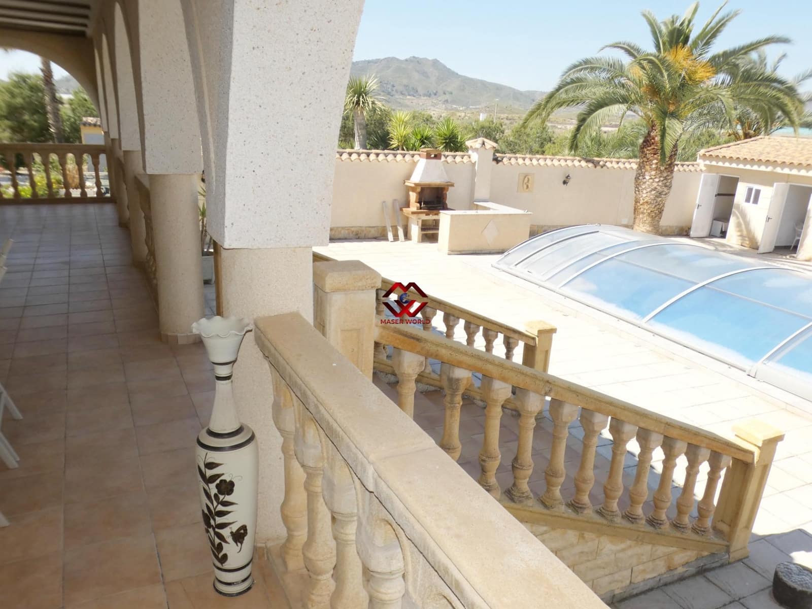 5 chambre Villa/Maison à vendre à Leiva avec piscine garage - 535 000 € (Ref: 9783541)