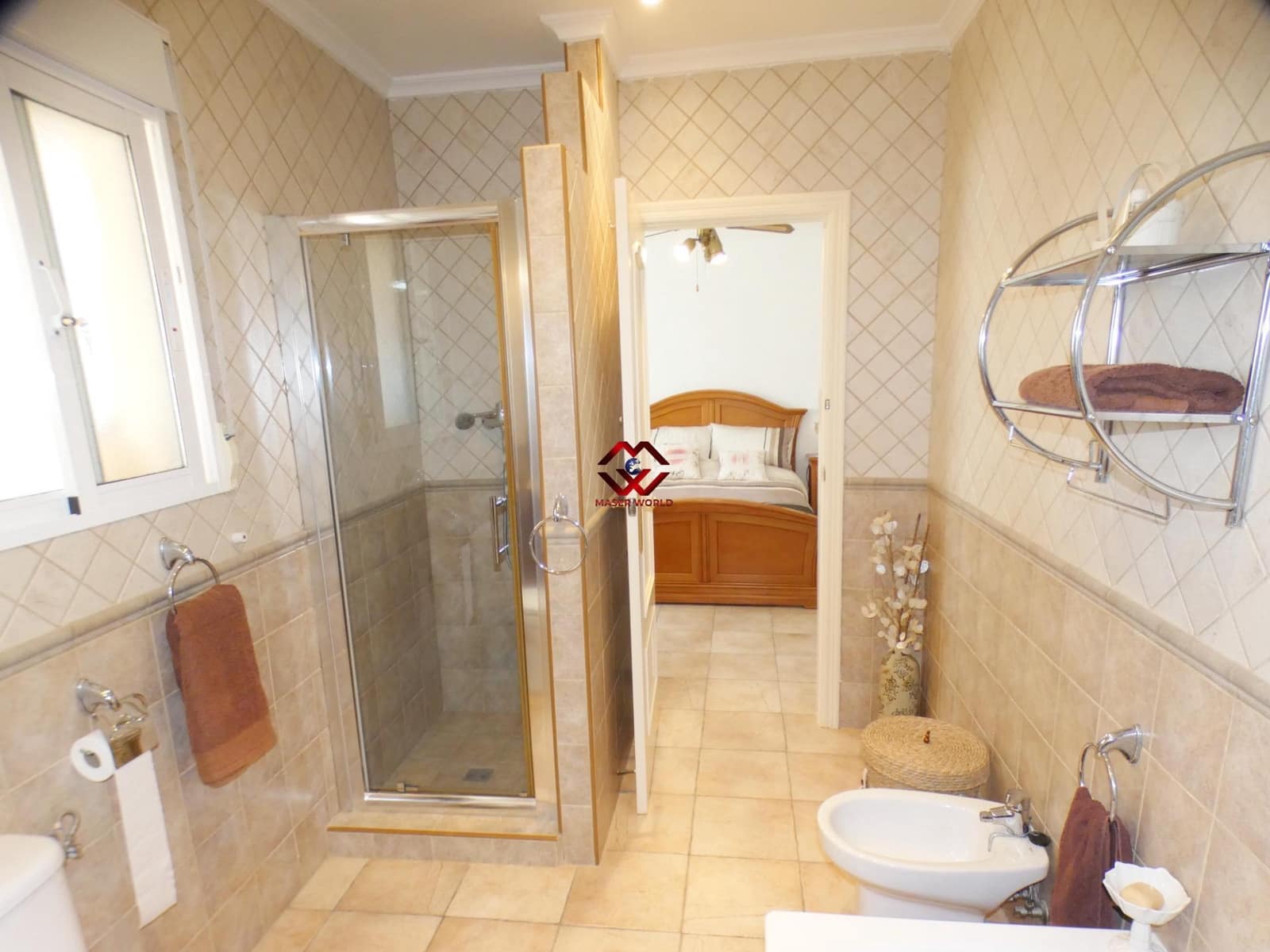 5 chambre Villa/Maison à vendre à Leiva avec piscine garage - 535 000 € (Ref: 9783541)