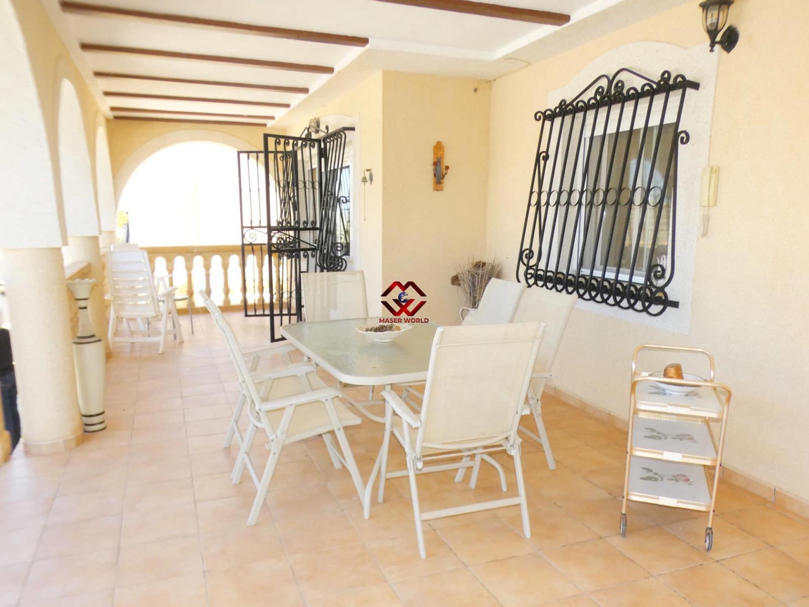 5 chambre Villa/Maison à vendre à Leiva avec piscine garage - 535 000 € (Ref: 9783541)