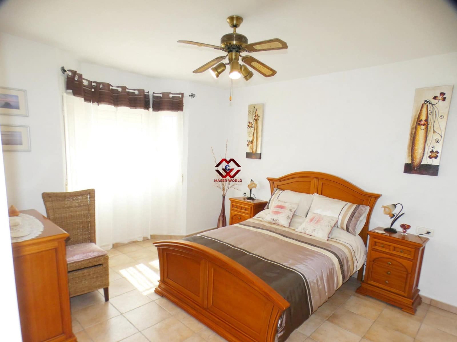 5 bedroom Villa for sale in Leiva with pool garage - € 535,000 (Ref: 9783541)